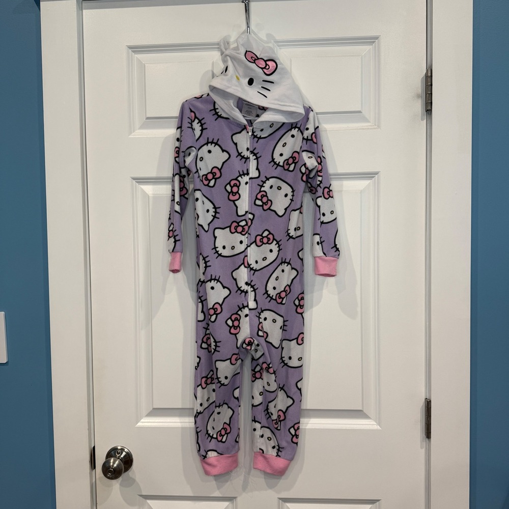 Hello Kitty Sanrio Girls Purple Fleece Hooded One Piece Sleeper Pajamas Size 4/5